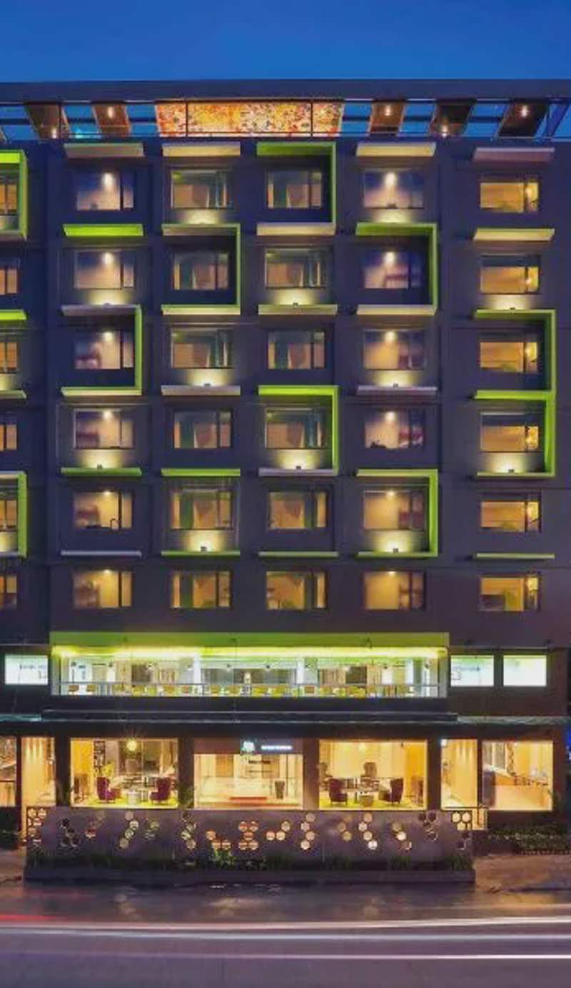 Hotel Stadium