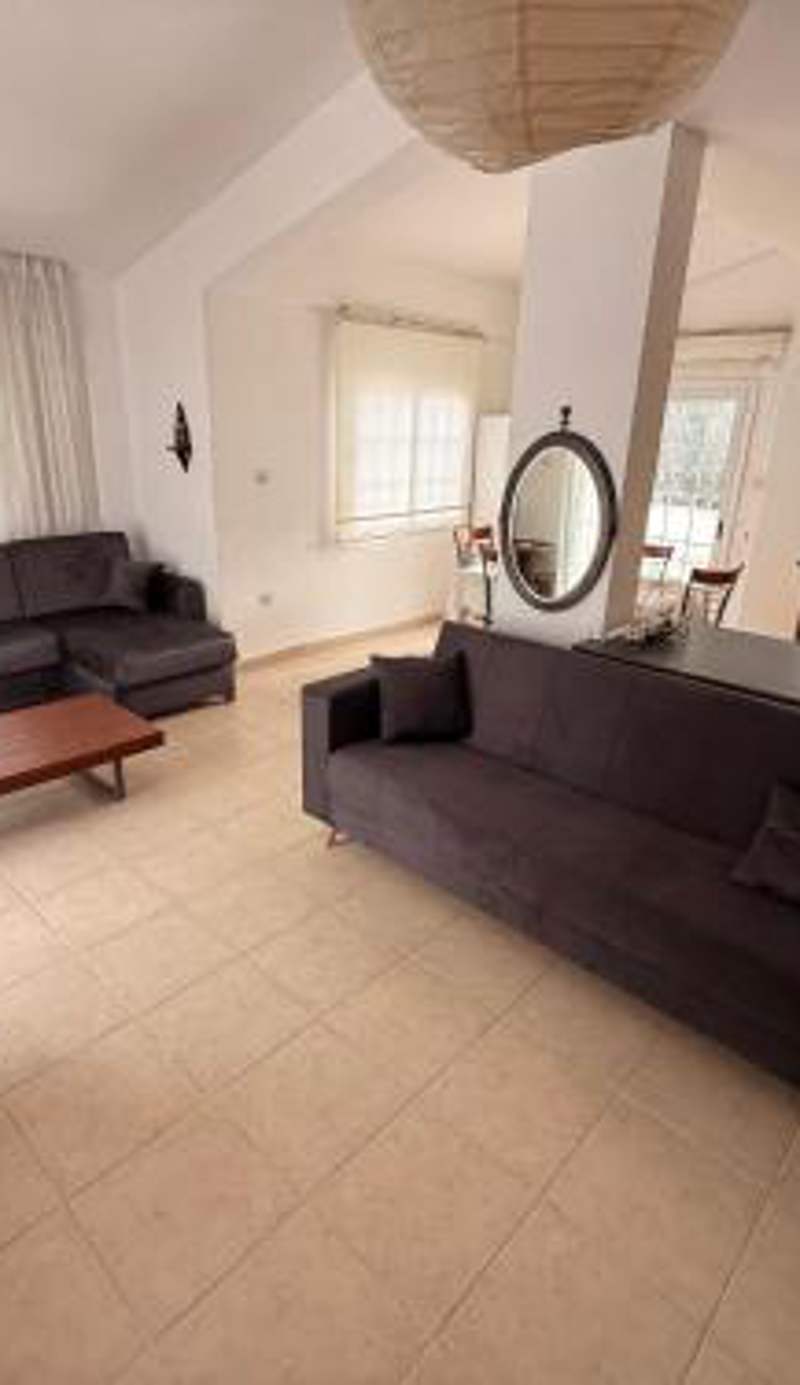 Kyrenia center 3 bedroom apartment