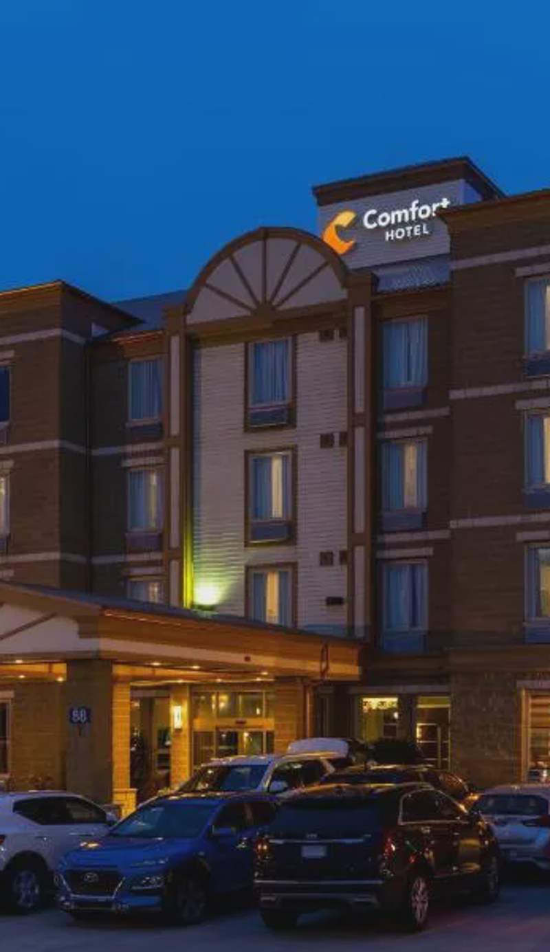 Comfort Hotel Bayer's Lake