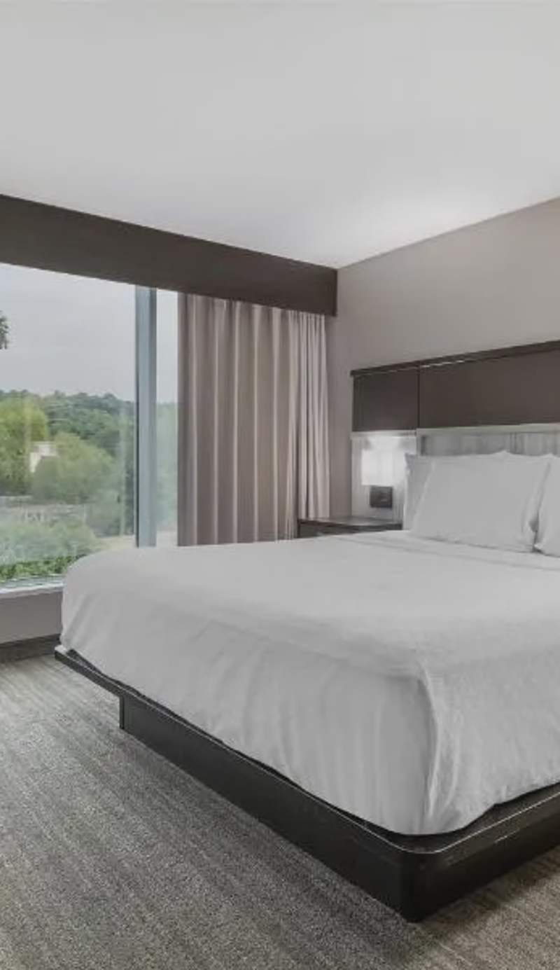 Best Western Plus Chocolate Lake Hotel - Halifax