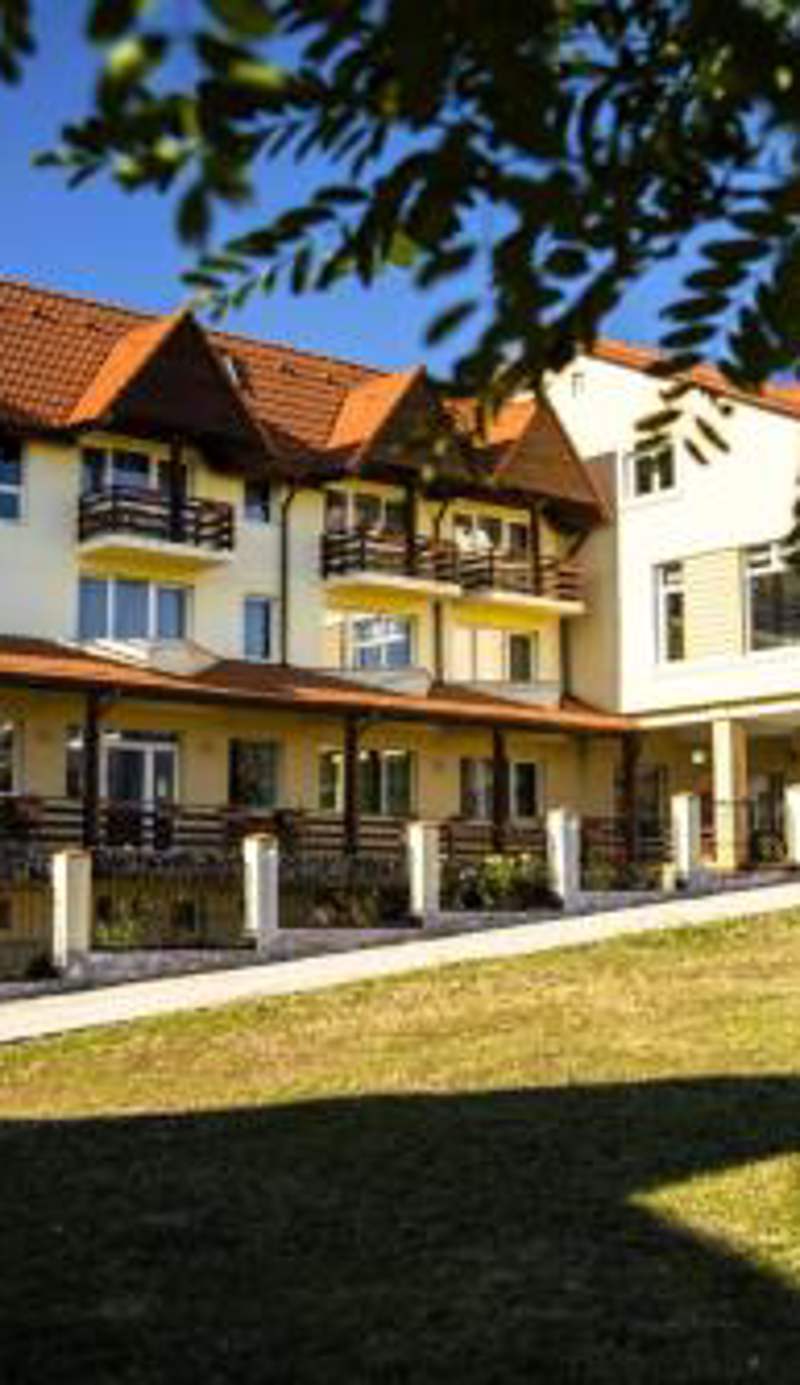 Pensiunea Carmen - Bikers Friendly Nest