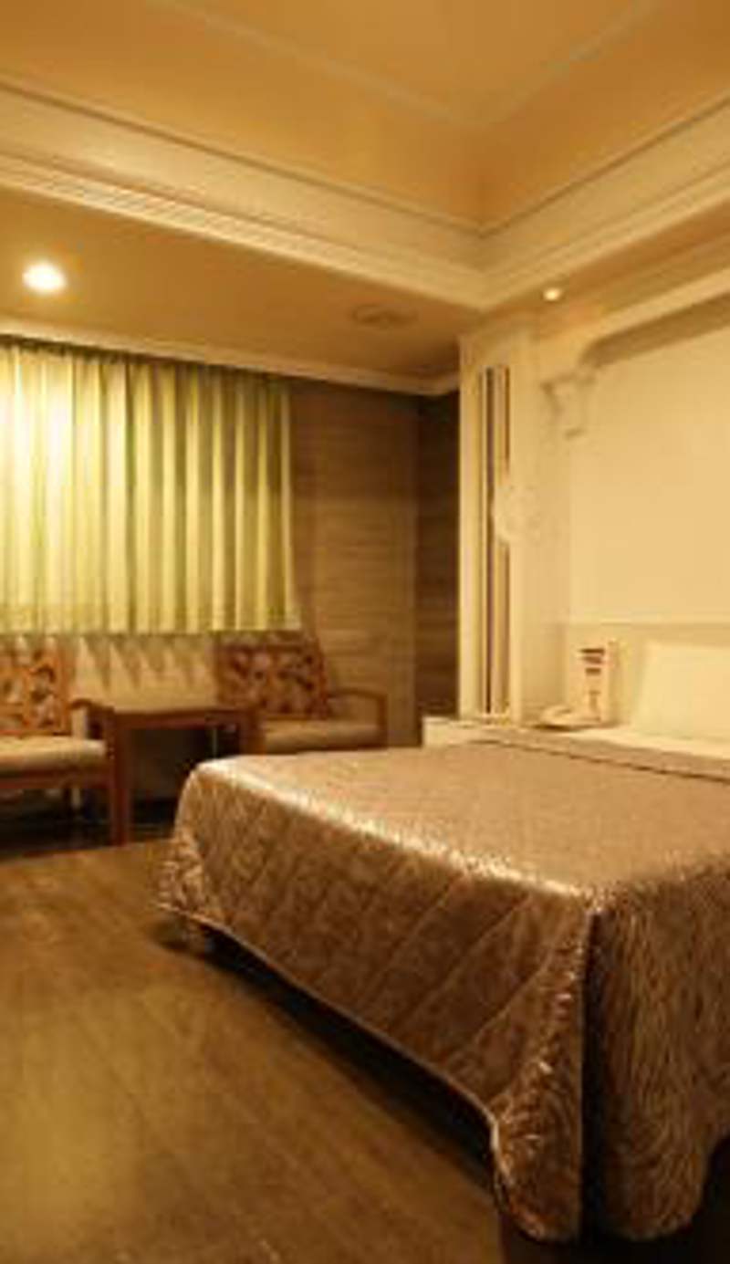 Hua Yue Hotel