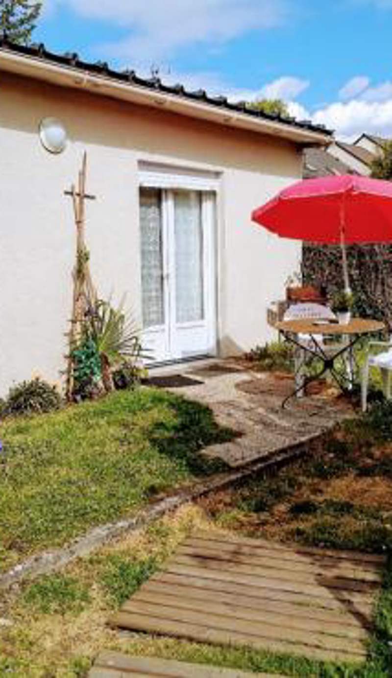 Grand studio sur jardin Nantes Beaujoire B