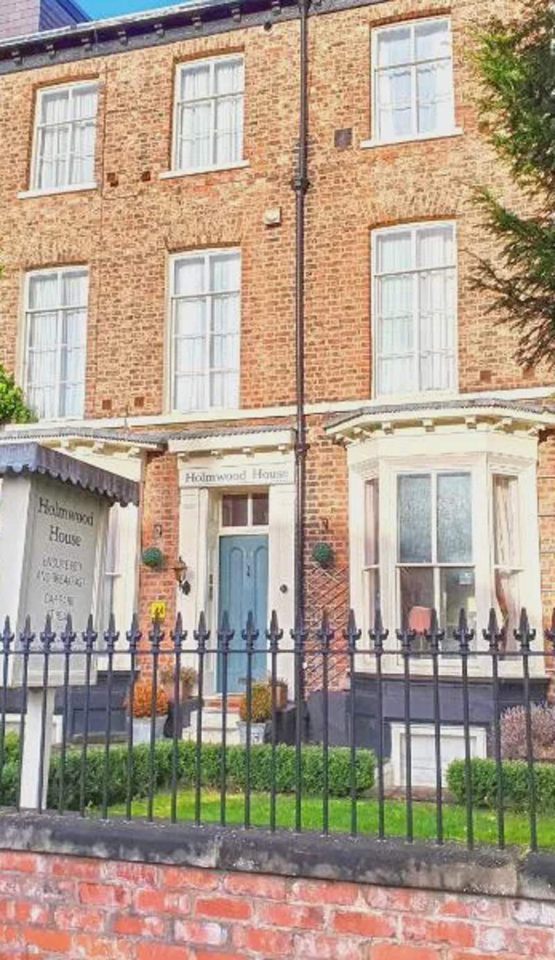 Holmwood House Guest Accommodation
