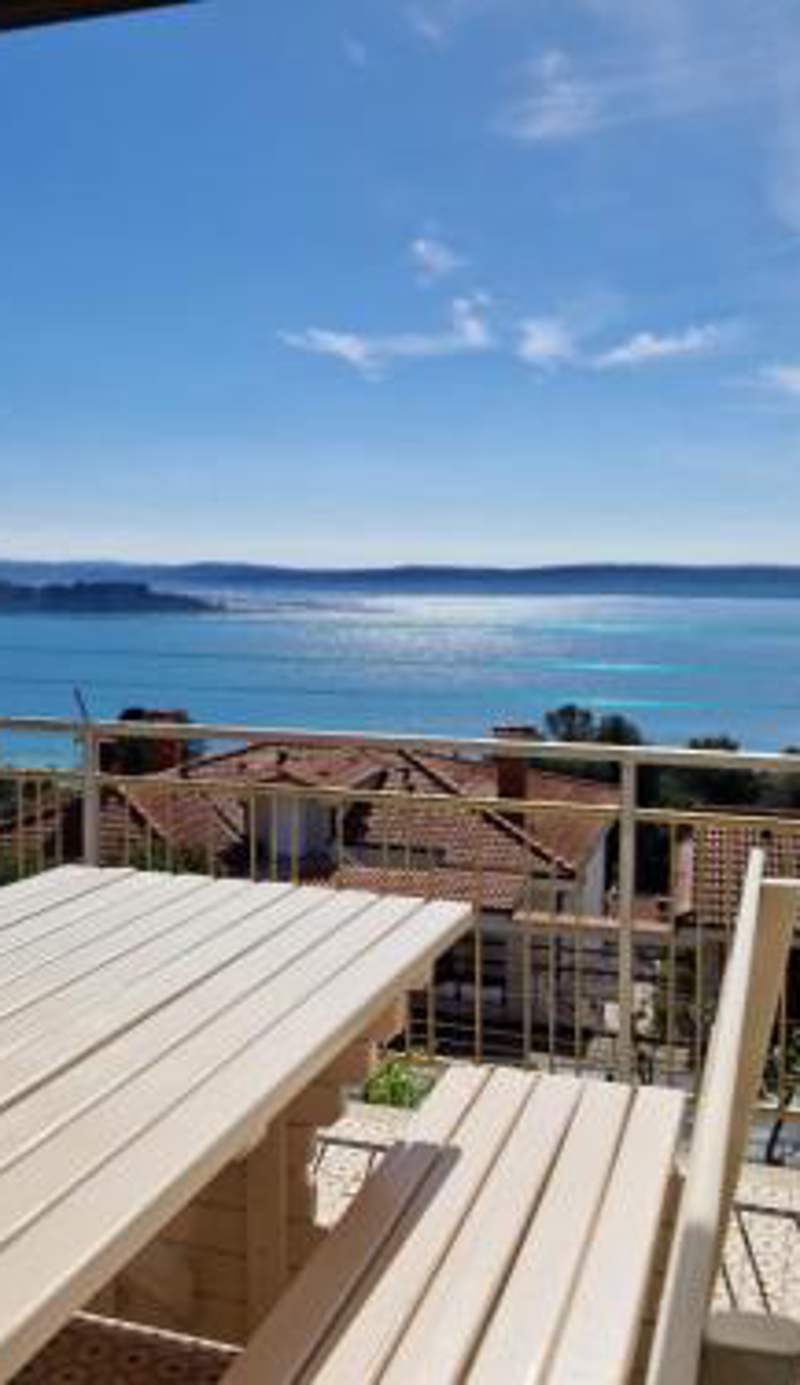 Seaview Apartments Manzoni