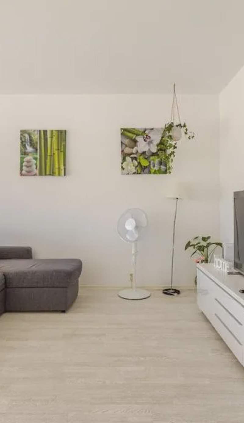 Helsinki, Private free parking, super easy to city centre and airport
