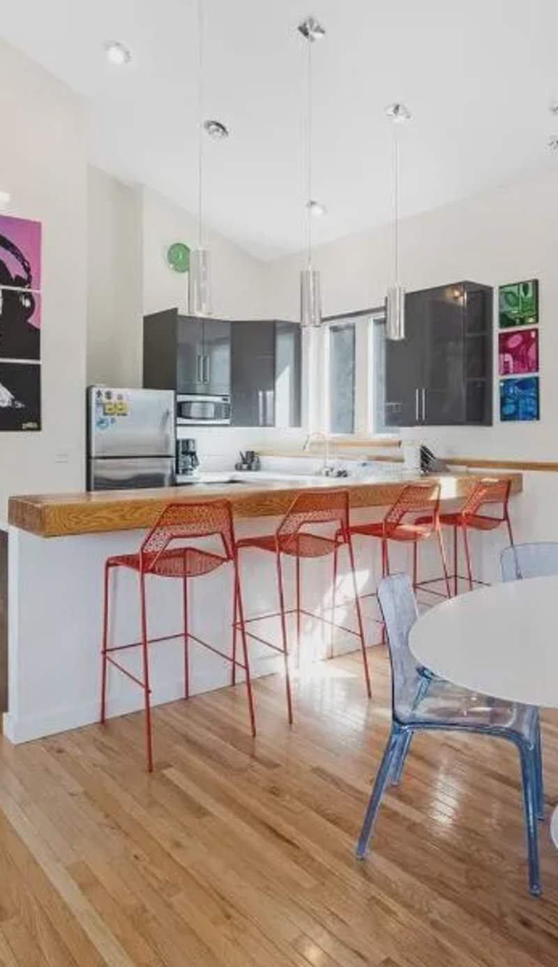Mid-Century Modern Escape hikingbiking nearby!