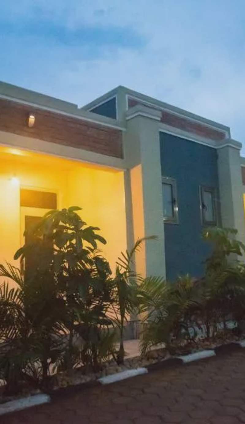 AVISHA TOWN HOTEL