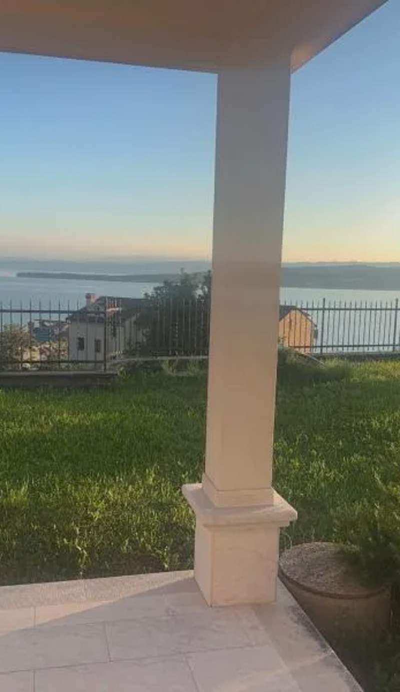 At Alex apartment with seaview