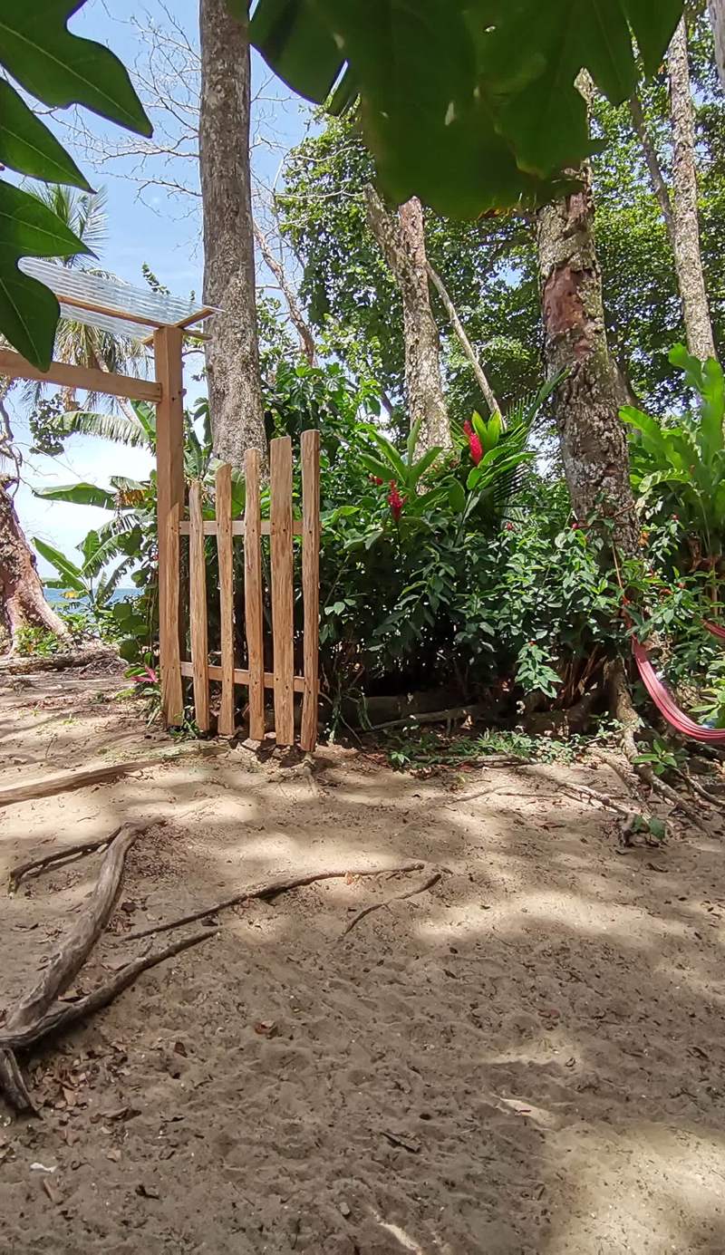 Oasis Beachfront Hostel
