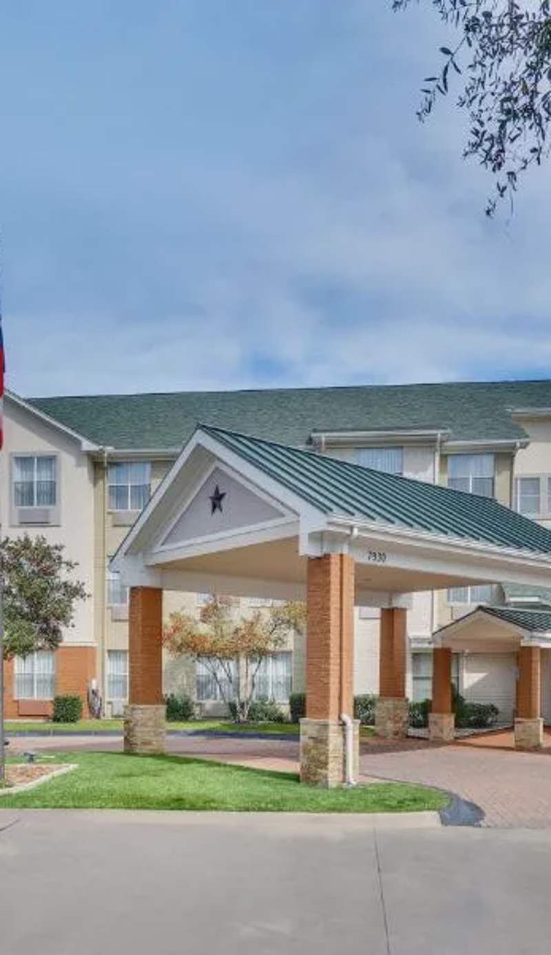 Candlewood Suites Dallas Market Center-Love Field by IHG