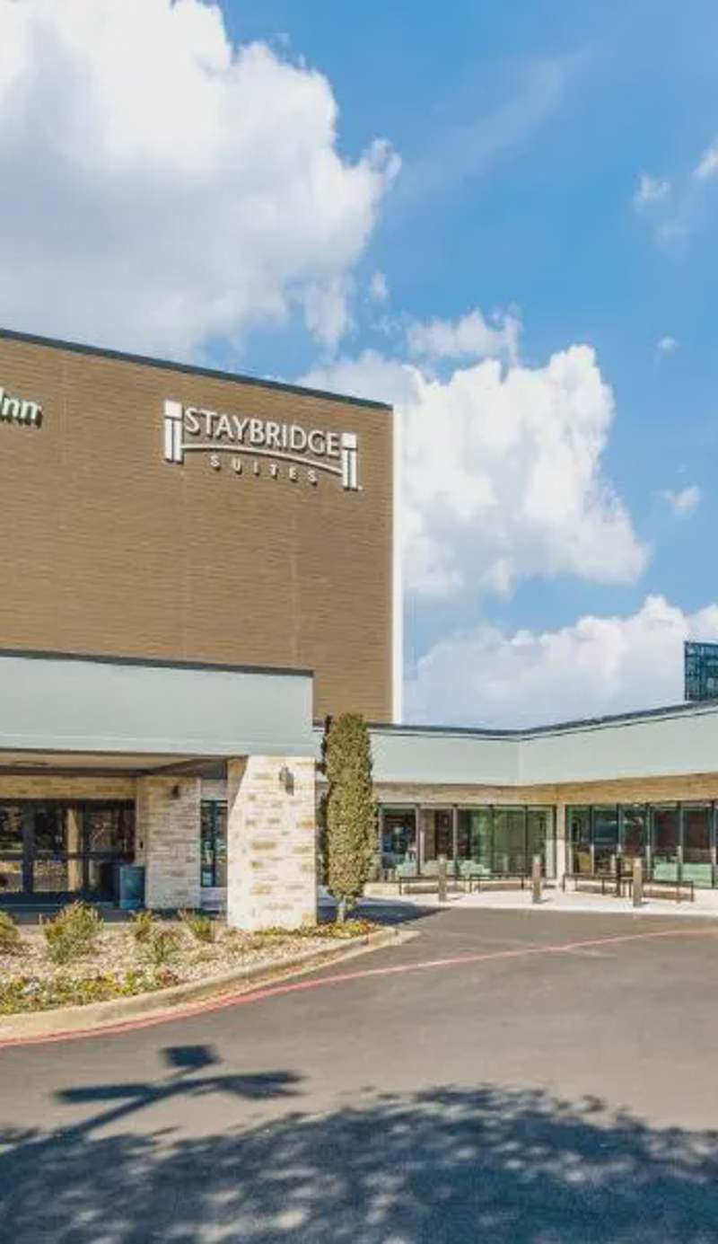 Holiday Inn Dallas Market Ctr Love Field by IHG