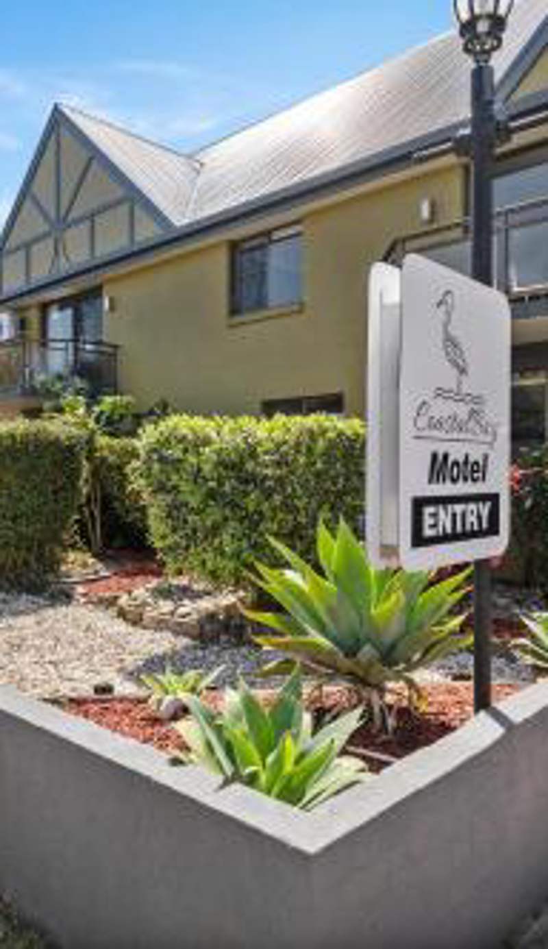 Coastal Bay Motel