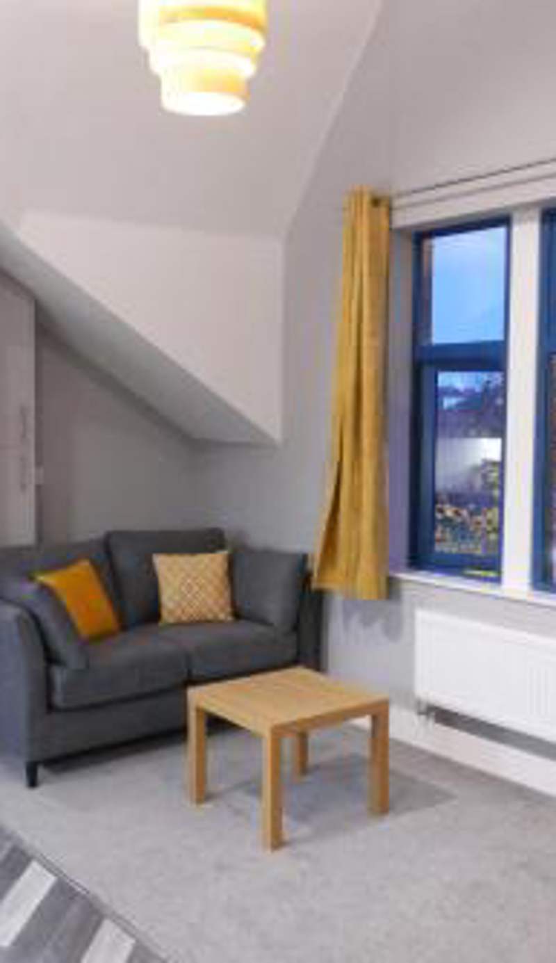 1 bed Apt close to Leeds Arena Sleeps up to 4 people F5