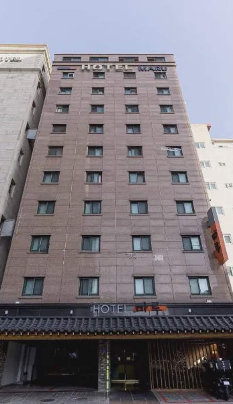 Hotel Maru
