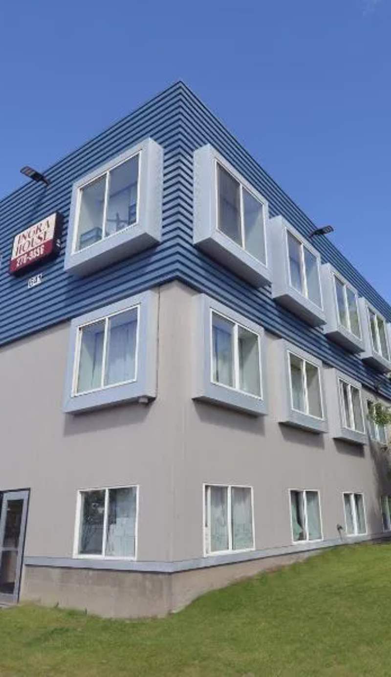 Ingra House Hotel