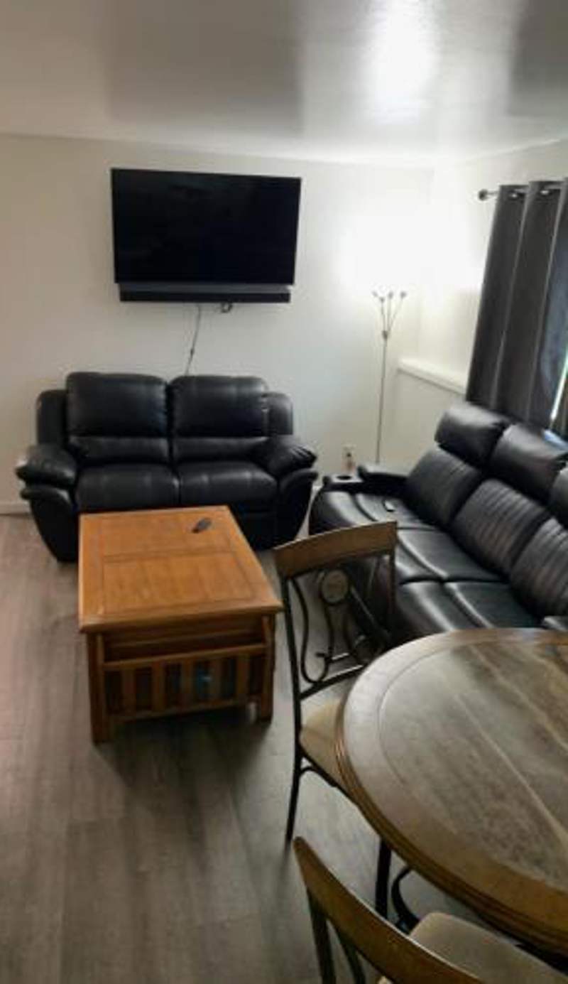410 e45th 2 bedroom apartment