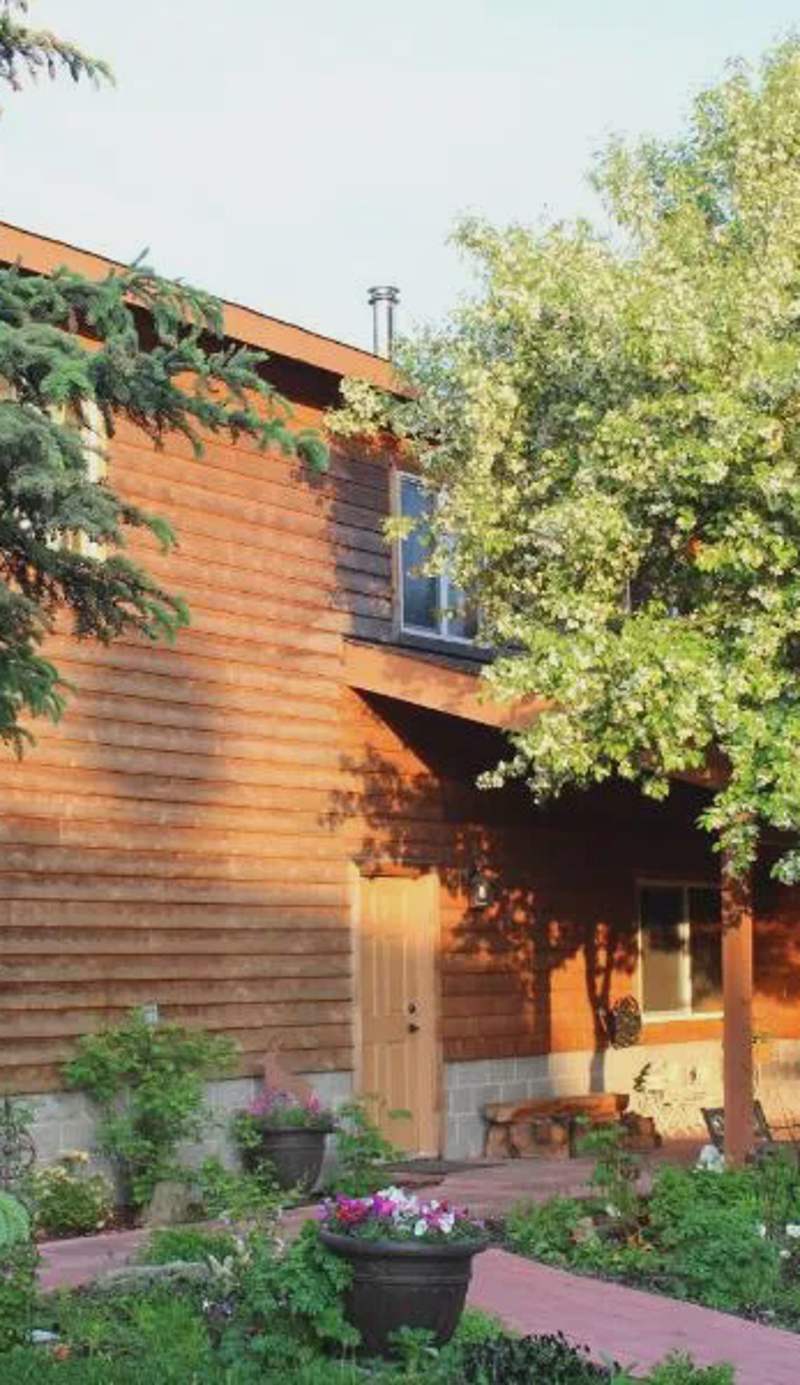 Maria's Creekside B&B