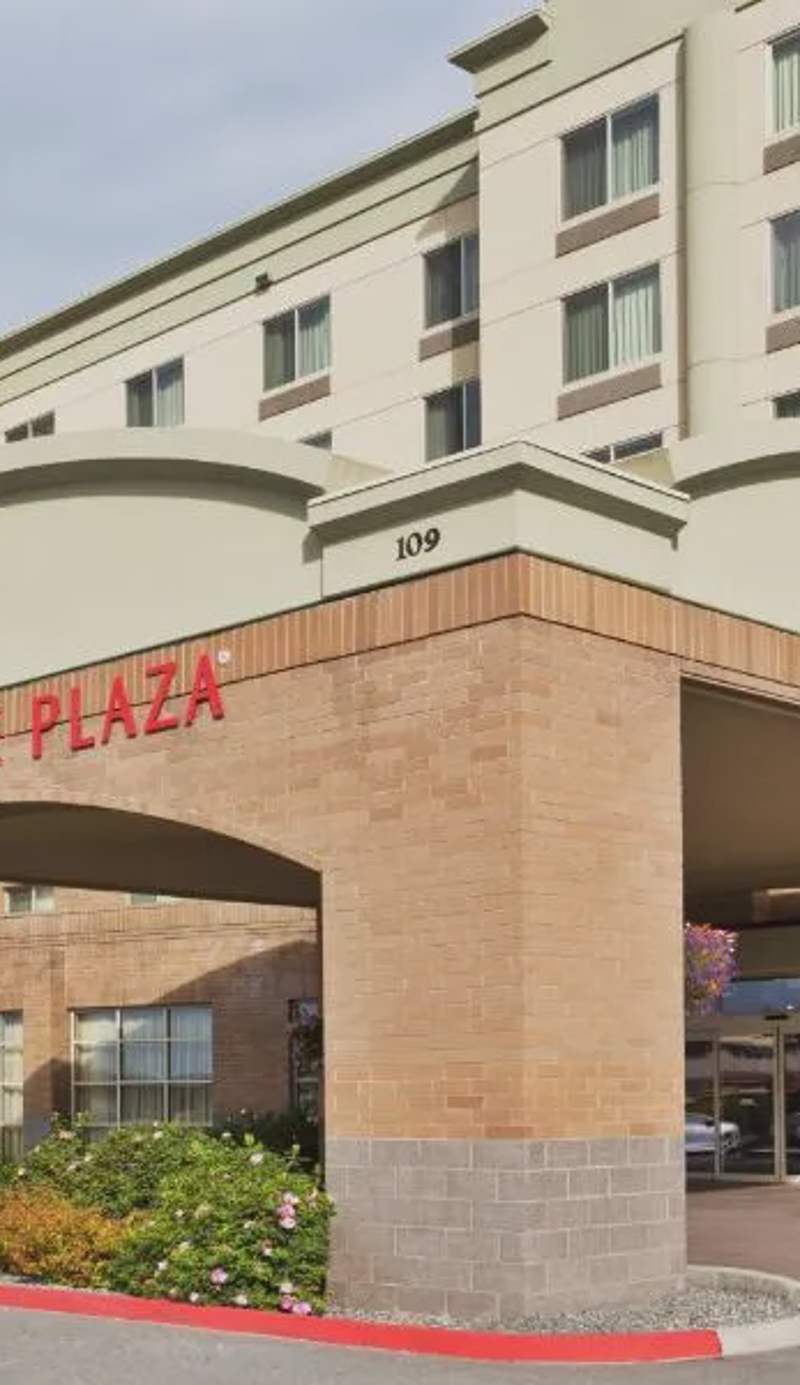 Crowne Plaza Anchorage-Midtown by IHG
