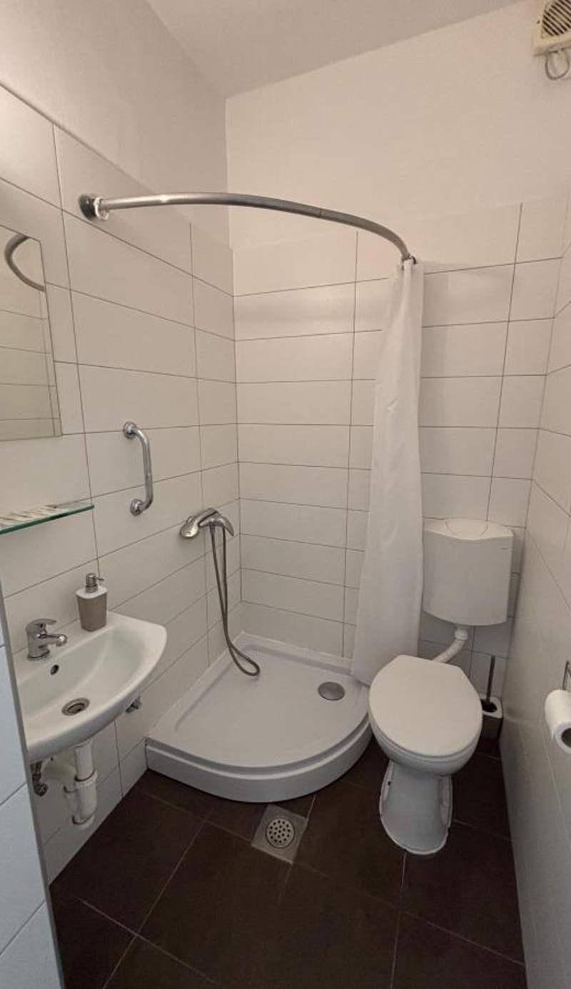 A&M Apartment and Rooms