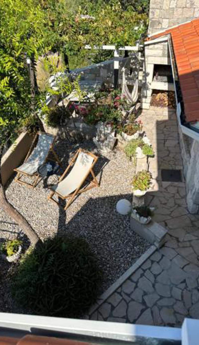 Romantic Stone- Studio apartman