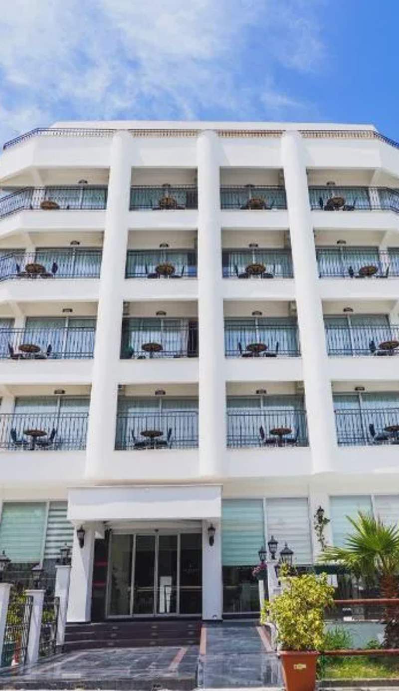 Aurasia Sea Side Hotel