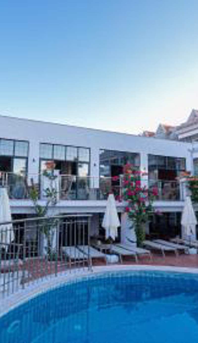 Begonville Hotel