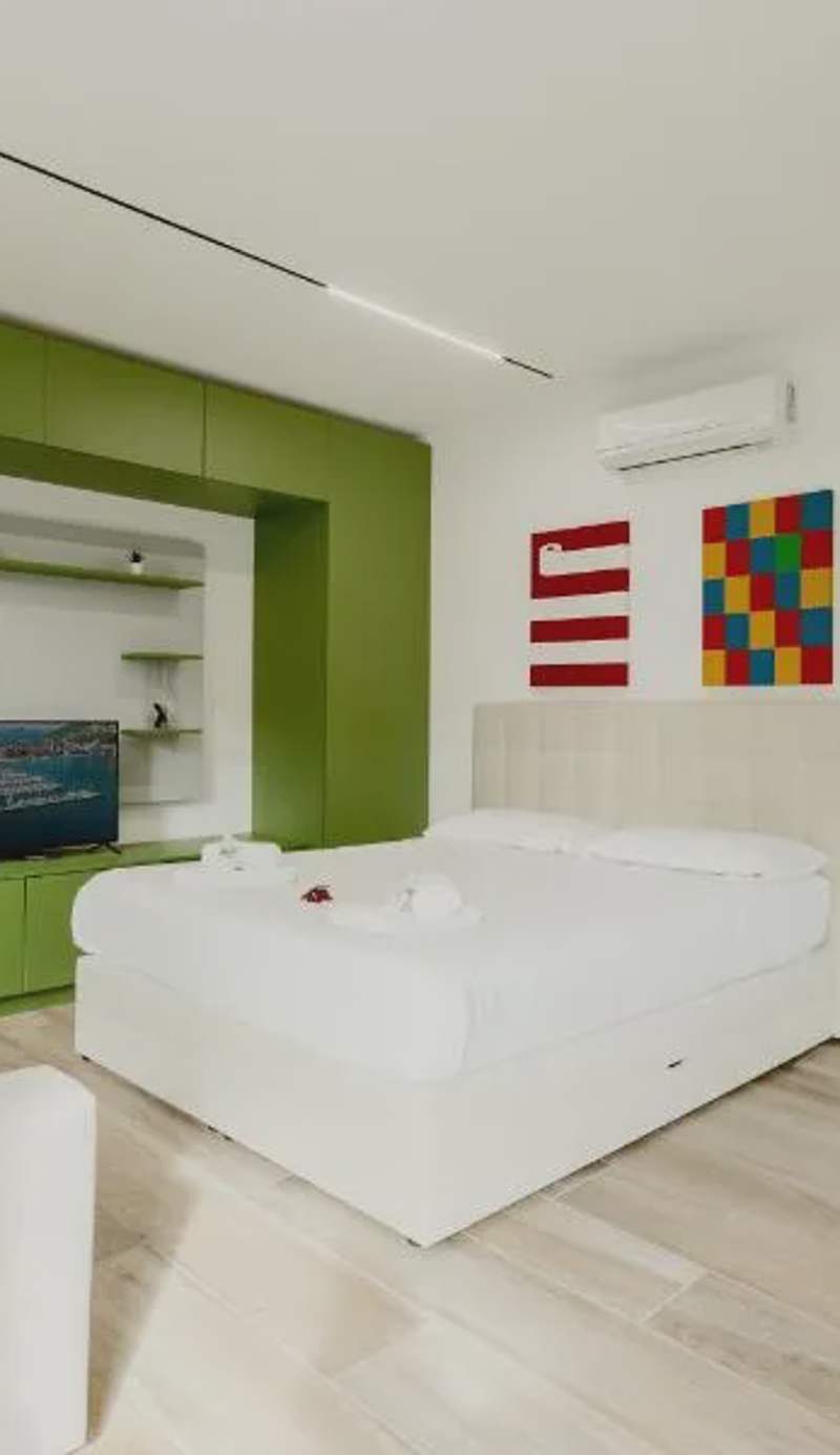 Home Sofia Room 5, for Couples -By EasyLife Swiss