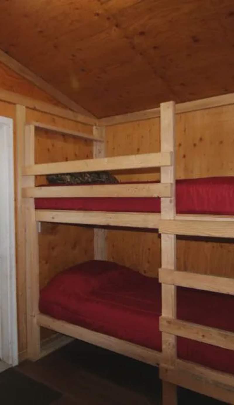 Alaskan Adventure Dry Cabins