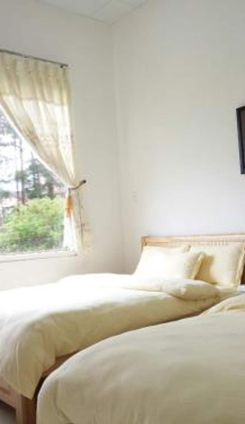 Strawberry Hotel Dalat