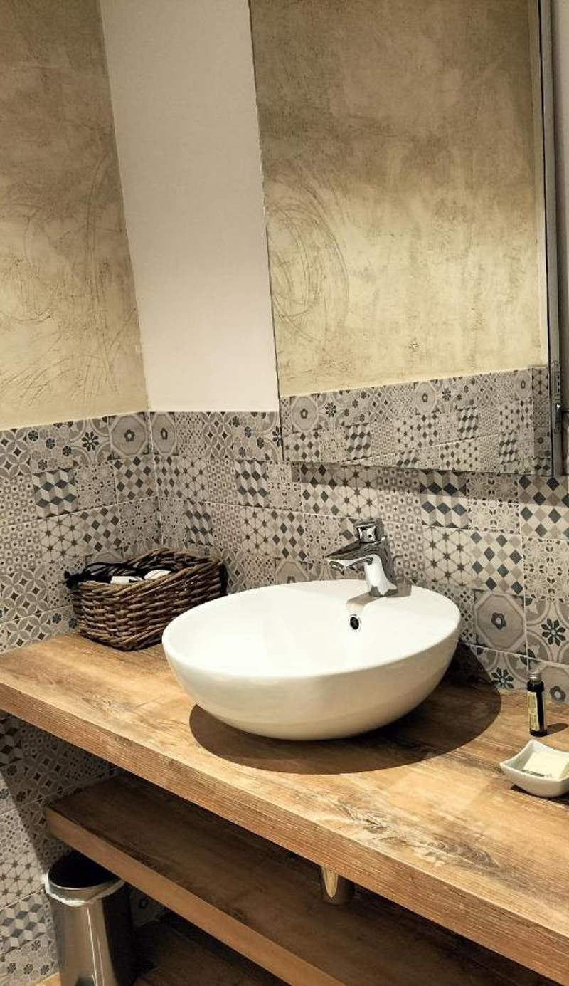 Albola Suite Holiday Apartments
