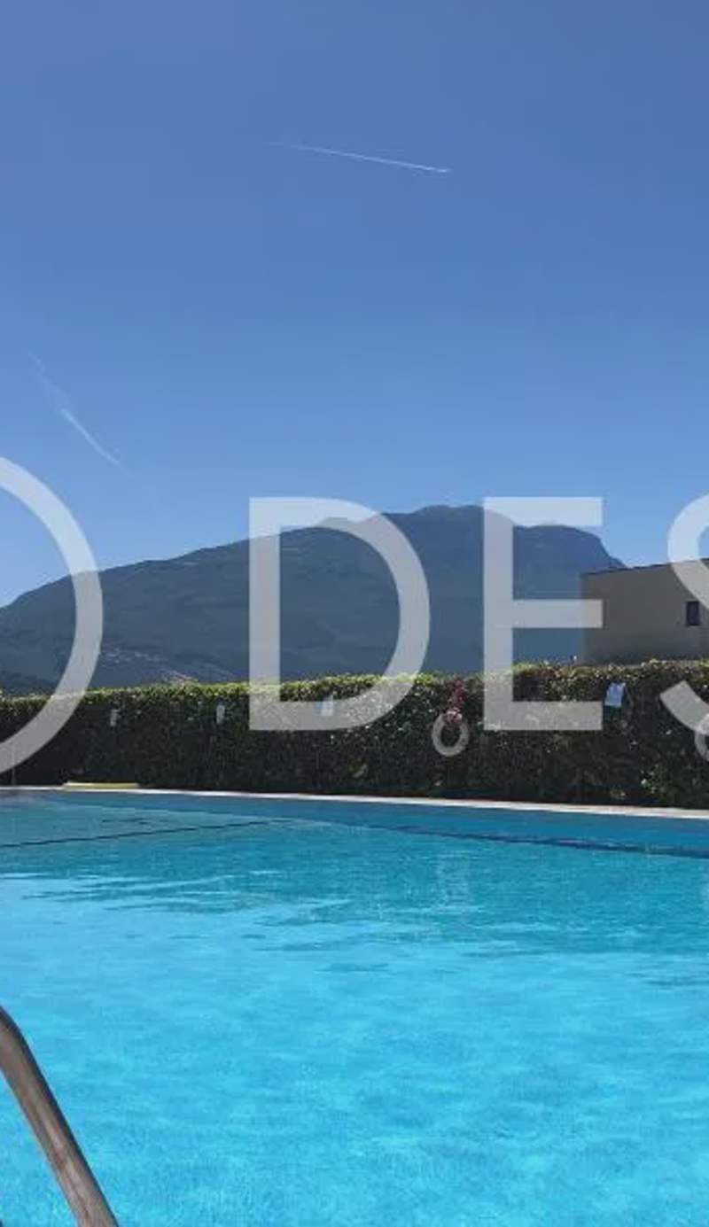 1Dest - Waterfall & Pool with Garden