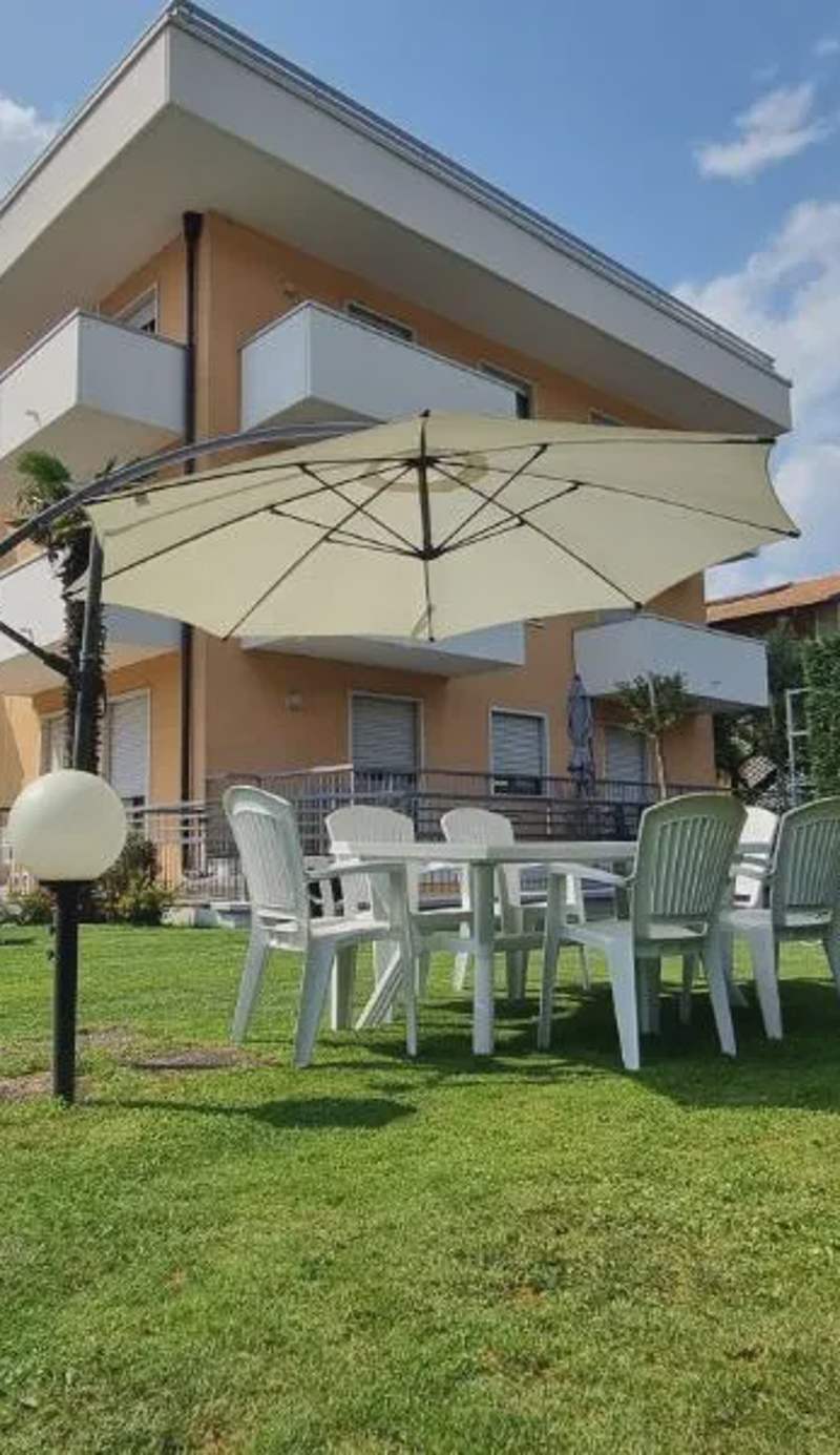 Appartamenti per Vacanze "Villa Elvi"