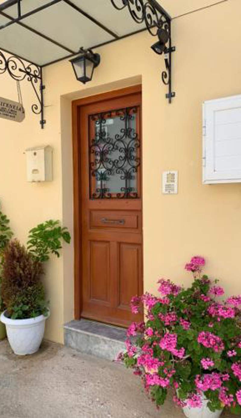 Ifigenia Apartments