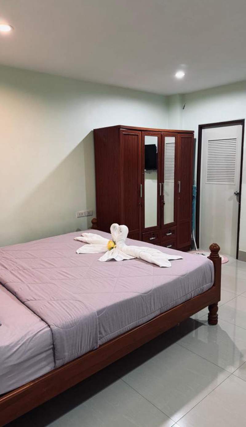 คุณแดง บัดเจทโฮเทล - Khun Daeng Budget Hotel