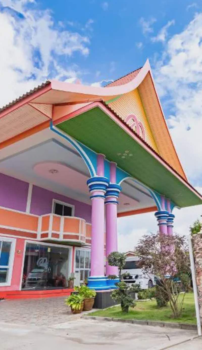 M Resort