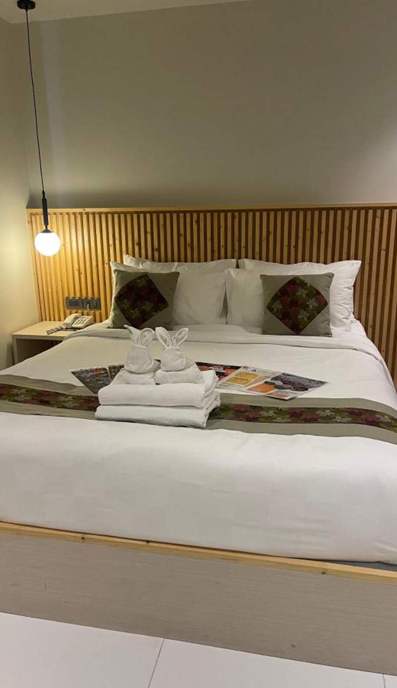LA PINO HOTEL