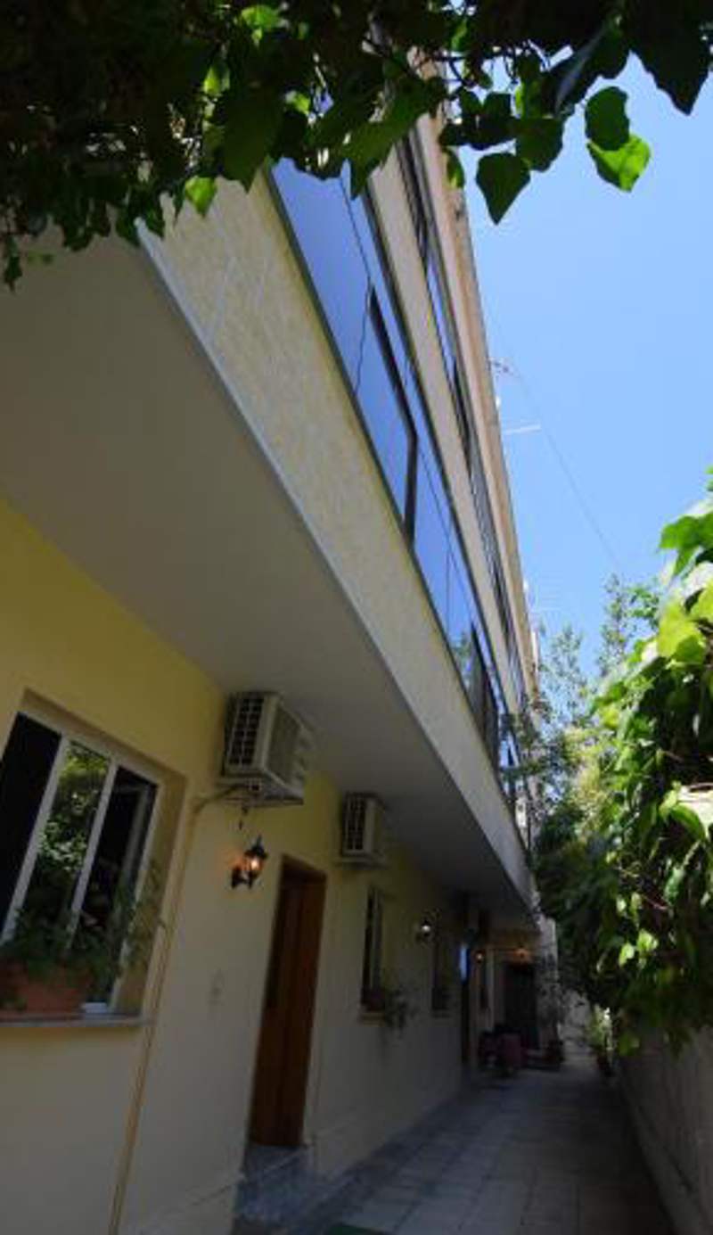Hotel HAXHIU Tirane