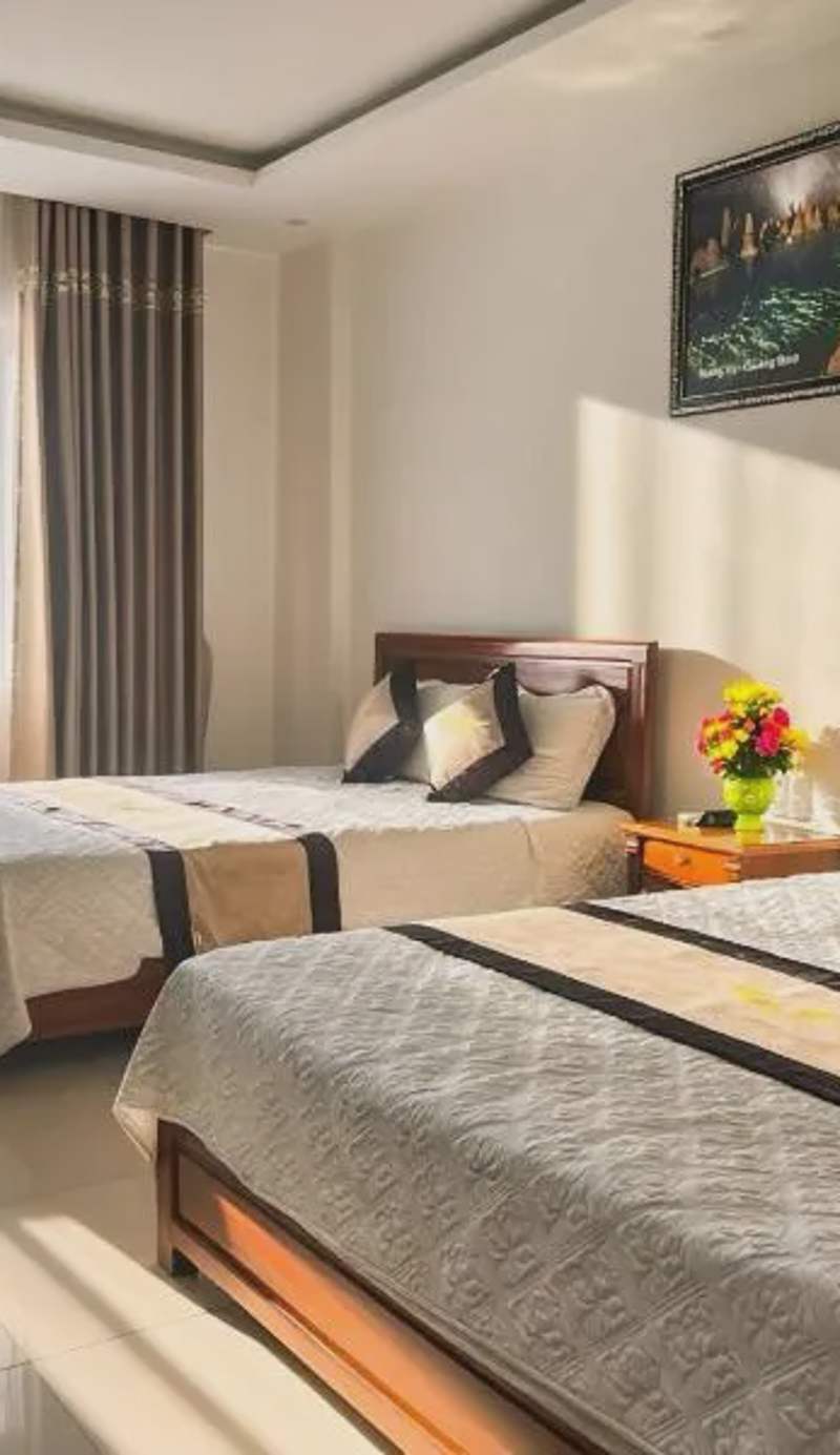Phu Tien Hotel