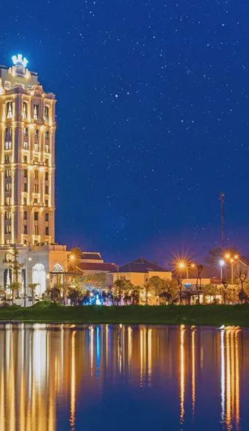 Rex Quang Binh Hotel