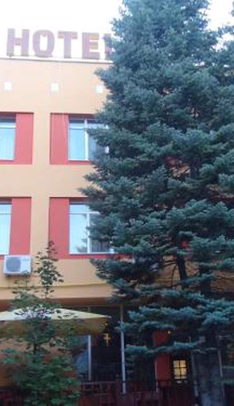 Family Hotel Familya