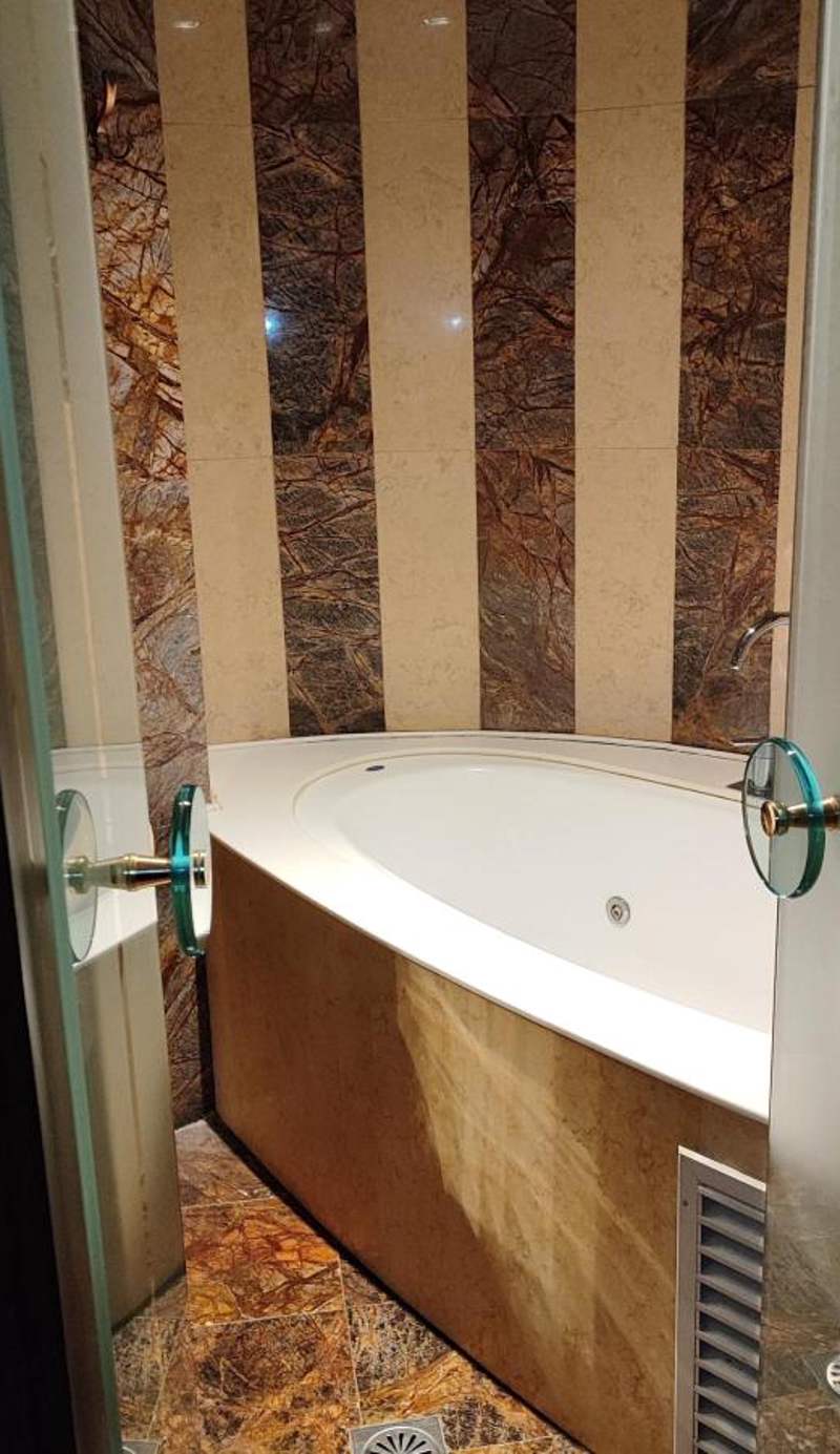 Civitas Suites Hotel