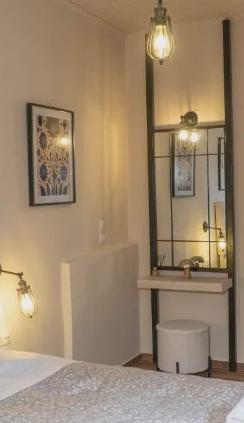 ISIDORA home