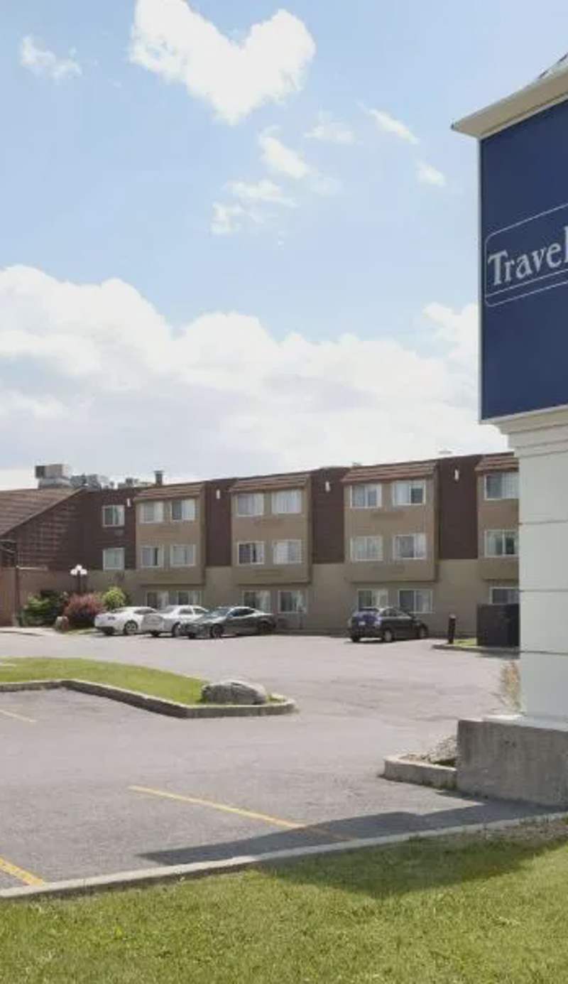 Travelodge by Wyndham Ottawa East