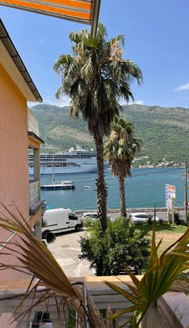 Apartments Lovcen