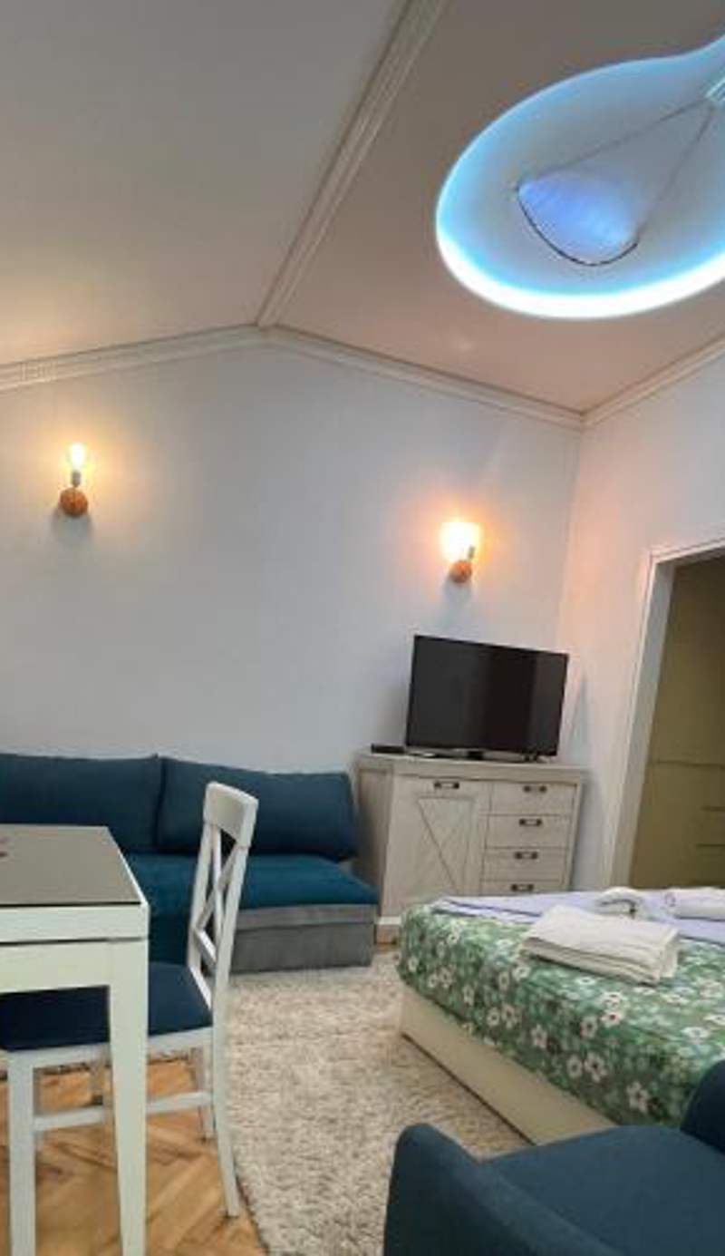 Laguna apartment