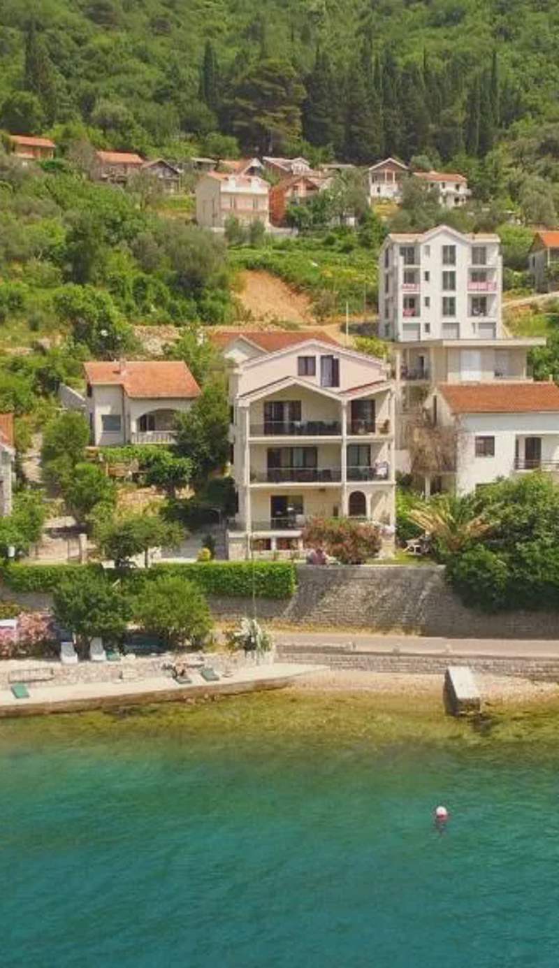 Apartments MaXhit
