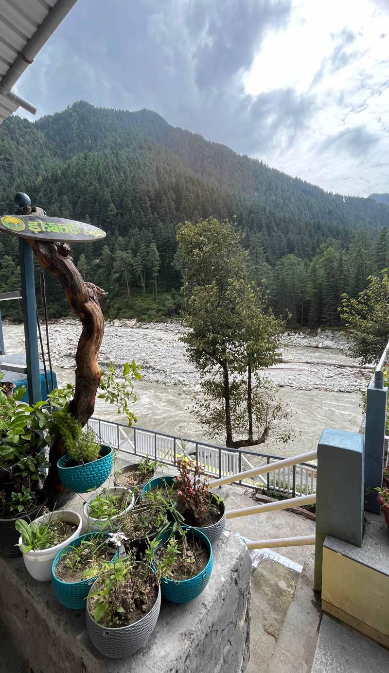 Shanti Cafe & Hostels