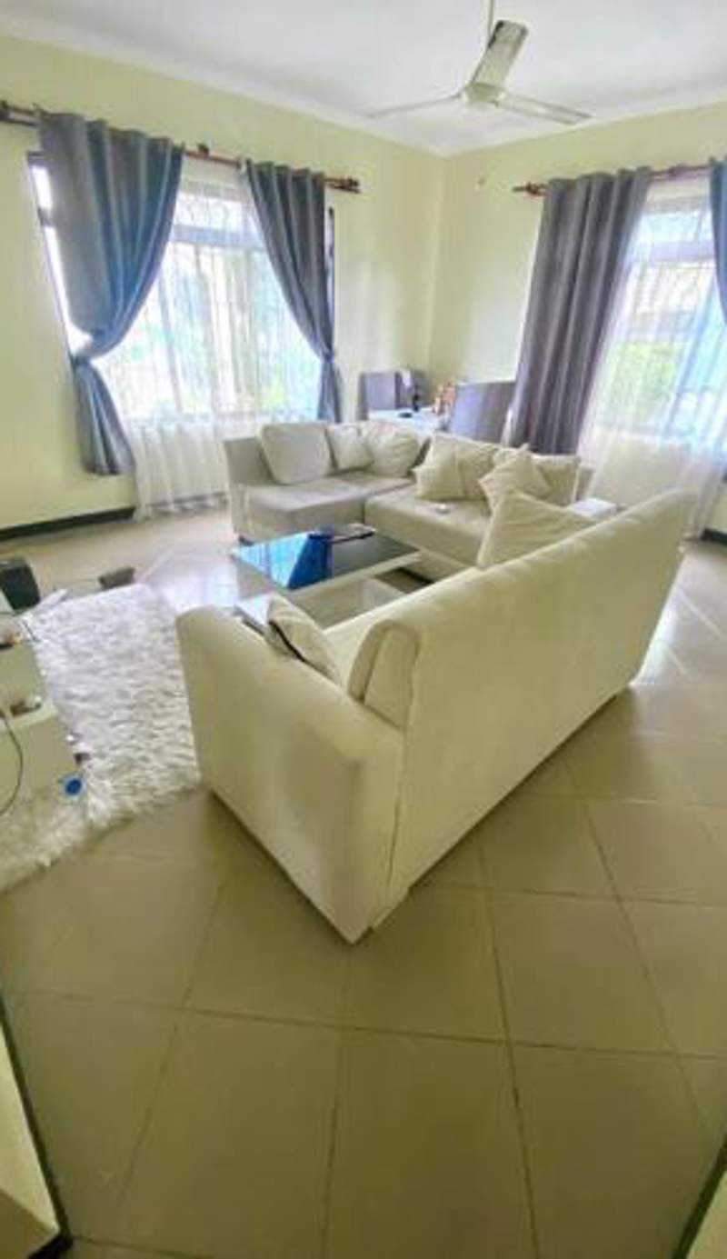 2 bedrooms cozy house for home makers