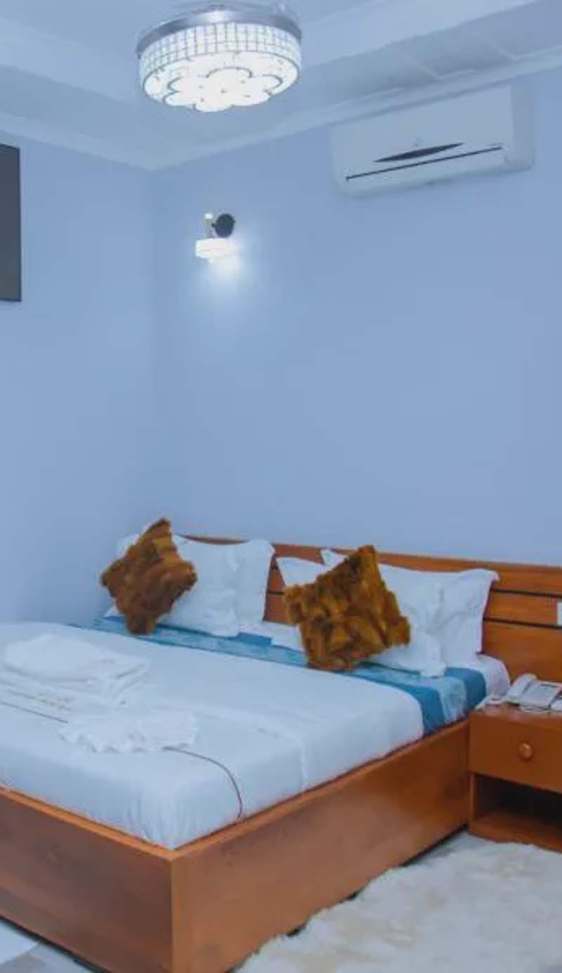 Hotel Rolax Dar es salaam